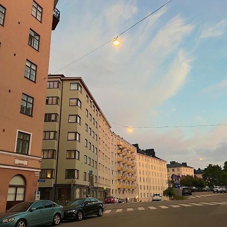 Urban Penthouse Next To Metro With City Views Helsinki Exterior foto