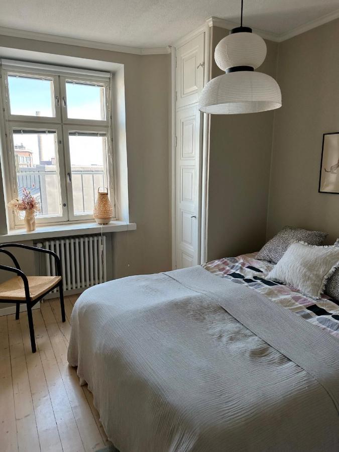 Urban Penthouse Next To Metro With City Views Helsinki Exterior foto